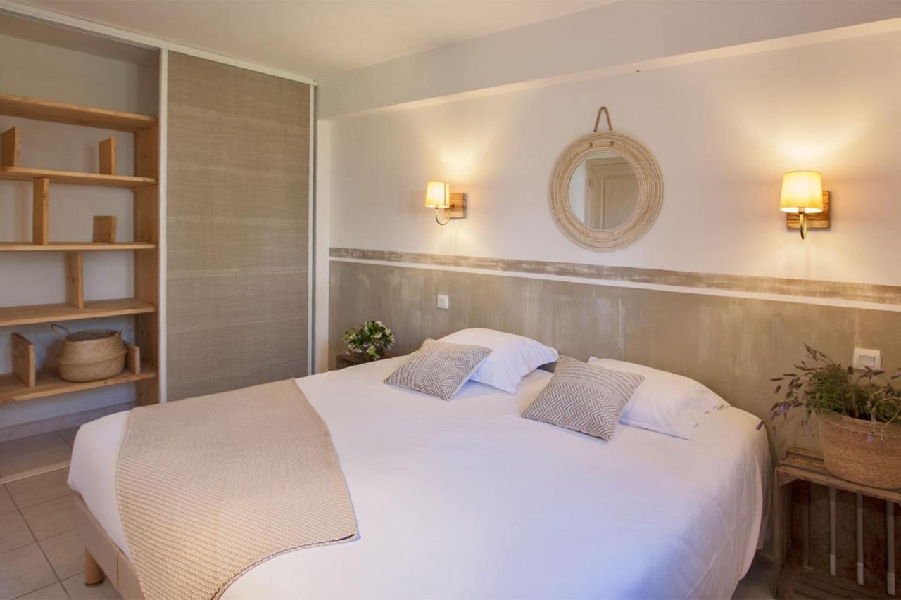 Location De Vacances Olivier Jardin Privatif Et Piscine Chauffee Partagee Calvi  Kültér fotó